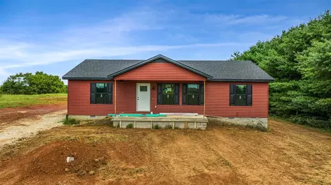 726 Howser Rd, Smiths Grove, KY 42171