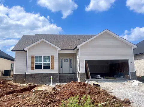 944 County House Ln, Bowling Green, KY 42101
