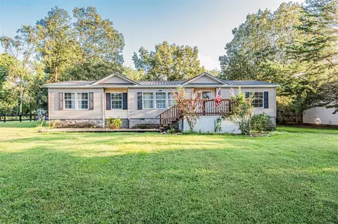 119 Scarbrough Ln, Auburn, KY 42206
