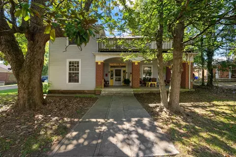 226 S College St, Franklin, KY 42134