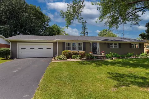 711 Sherwood Dr, Bowling Green, KY 42103