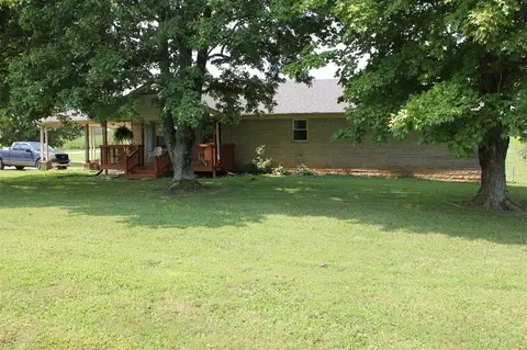 190 Center St, Lewisburg, KY 42256