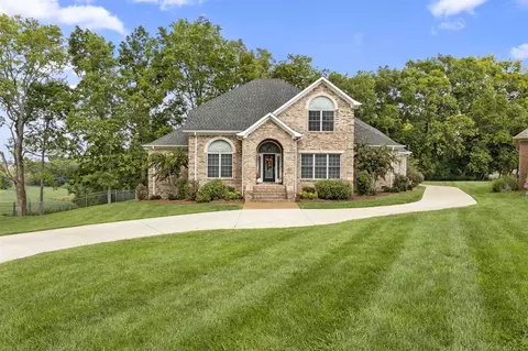 115 Walking Stick Trail Ct, Bowling Green, KY 42103