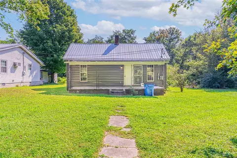 201 Sunset Ave, Glasgow, KY 42141