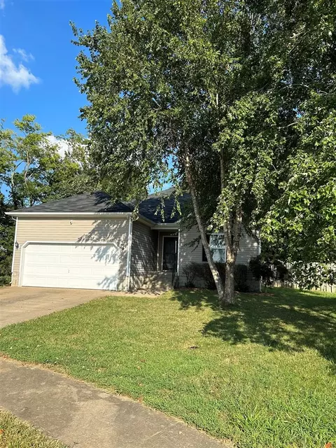 548 Starboard Ct, Bowling Green, KY 42103
