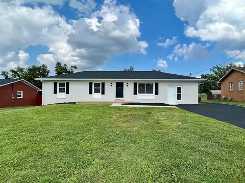 115 Meadowbrook Cir, Bowling Green, KY 42101