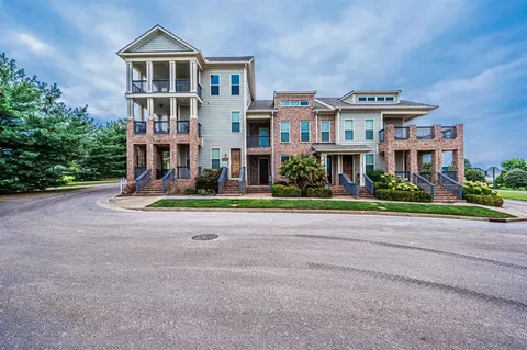 739 Boston Park Dr # B, Bowling Green, KY 42103