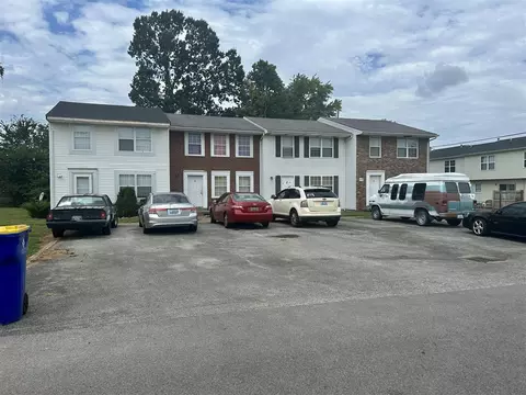 1341 Kenilwood Way, Bowling Green, KY 42101