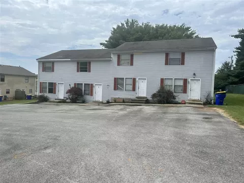 424 Jennings Dr, Bowling Green, KY 42101