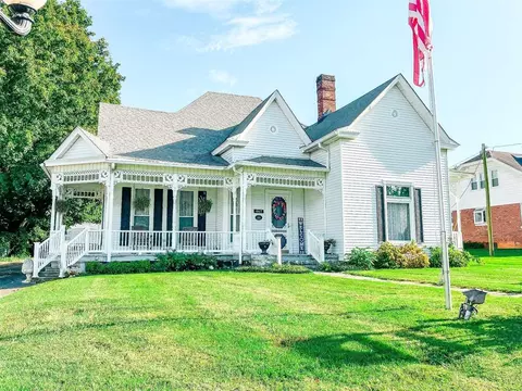 467 W Main St, Auburn, KY 42206