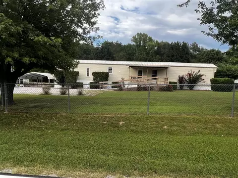 470 Apple Grove Rd, Smiths Grove, KY 42171