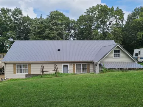 2688 Douglas Rd, Belton, KY 42324