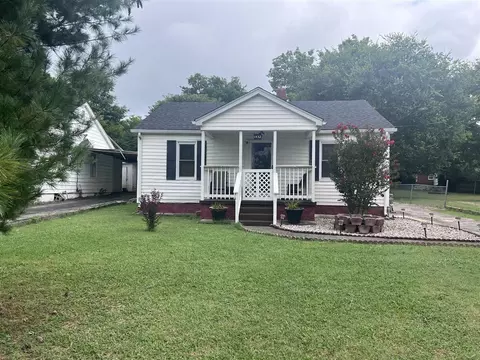 1432 N Sunrise Dr, Bowling Green, KY 42101