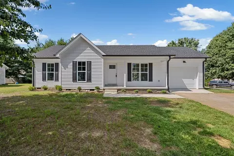 1315 Miller Pond Rd, Franklin, KY 42134