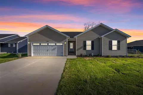 438 Deluth Dr, Bowling Green, KY 42101