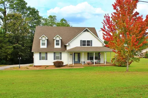 1132 Oliver St, Scottsville, KY 42164