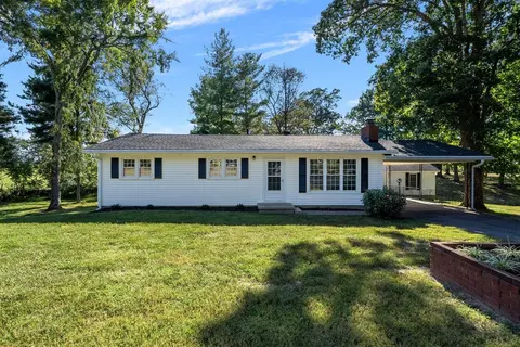 5127 Brownsville Rd, Brownsville, KY 42210