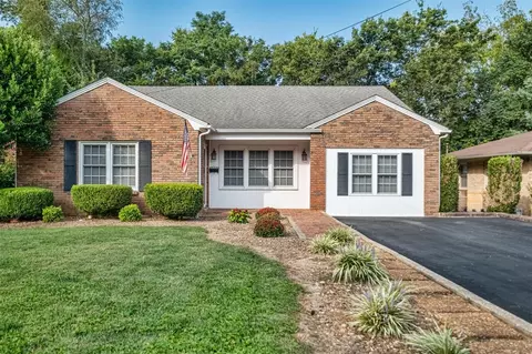 708 Peveler Dr, Russellville, KY 42276