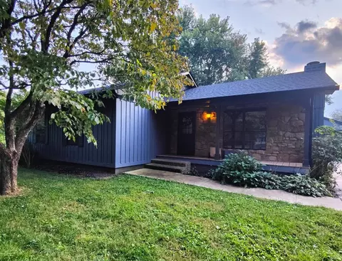 267 Pleasant Hill Rd, Bowling Green, KY 42103