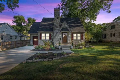 814 Covington St, Bowling Green, KY 42103