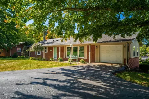 754 Crittenden Cir, Russellville, KY 42276