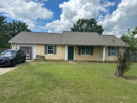 104 New Gritton Ave, Oak Grove, KY 42262