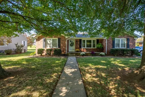 525 Church St, Adairville, KY 42202