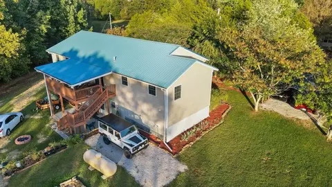 2974 Falling Springs Church Rd, Bonnieville, KY 42713