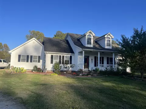 835 Bob Curtis Rd, Bradfordsville, KY 40009