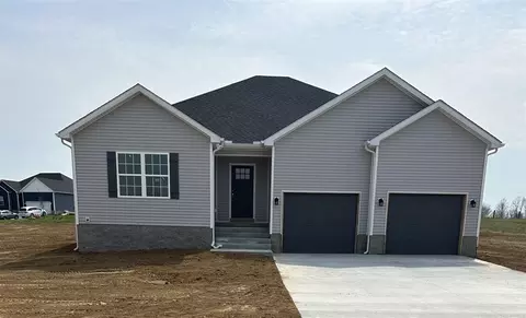 36 Sun Dr, Scottsville, KY 42164
