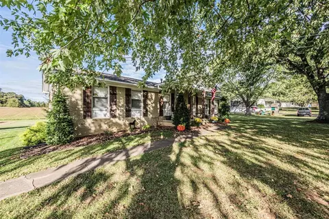 324 Morris Duff Rd, Woodburn, KY 42170