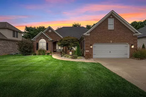 2612 Avondale Dr, Bowling Green, KY 42104