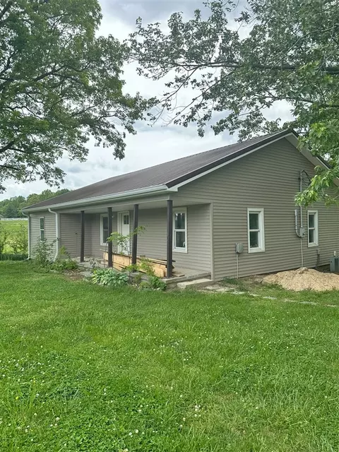 5947 Mt Union Rd, Scottsville, KY 42164