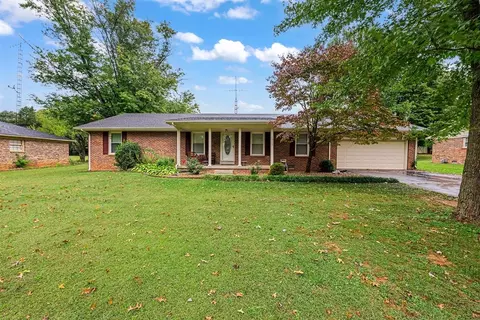 1715 Curling Way, Bowling Green, KY 42104