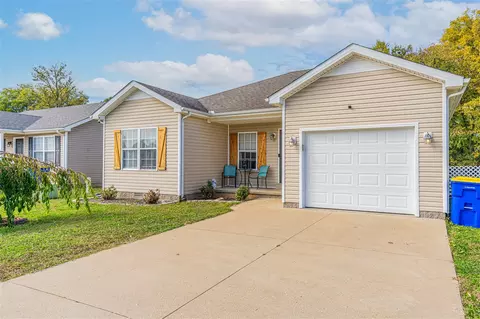 166 Pirates Cove Ln, Bowling Green, KY 42103