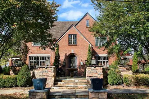 125 W Main Cross St, Greenville, KY 42345