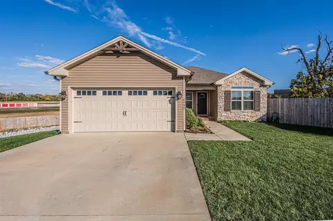 6542 Night Horse Cir, Bowling Green, KY 42101