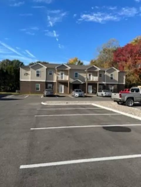 6002 Russellville Rd, Bowling Green, KY 42101