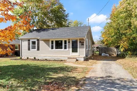 1131 Cabell Dr, Bowling Green, KY 42104