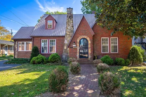 451 W 5th St, Russellville, KY 42276