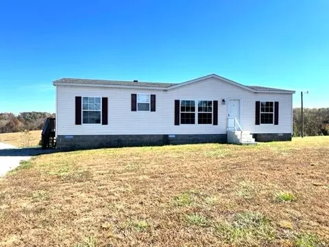 1260 Coral Hill Rd, Glasgow, KY 42141