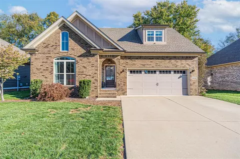 3032 Equestrian Ct, Bowling Green, KY 42104