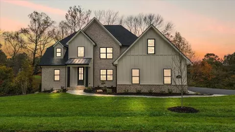 6319 Hardcastle Ave, Bowling Green, KY 42103