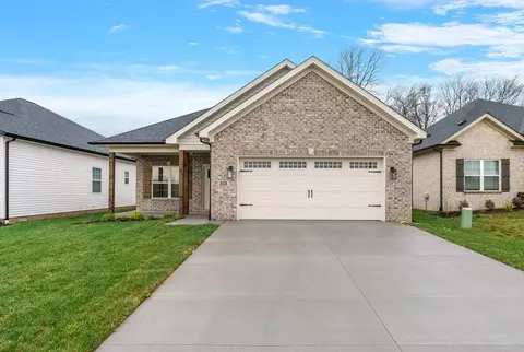 808 Mcintyre St, Bowling Green, KY 42101