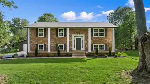 517 Ashmoor Ave, Bowling Green, KY 42101