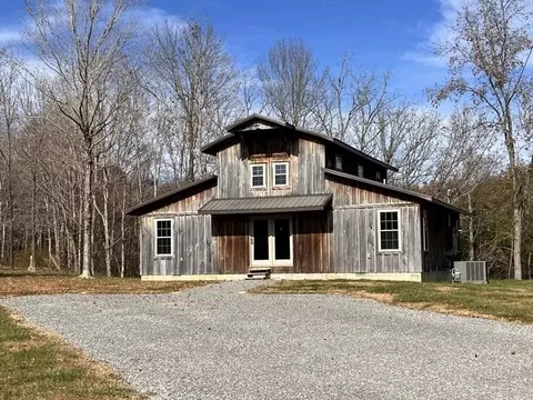6796 Summer Shade Rd, Beaumont, KY 42124