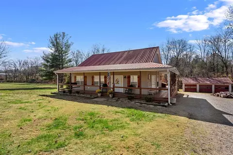 101 Sunset Hill Dr, Scottsville, KY 42164