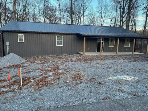 132 Robinson Ln, Greenville, KY 42345