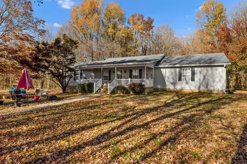 4097 Woods Store Etoile Rd, Glasgow, KY 42141