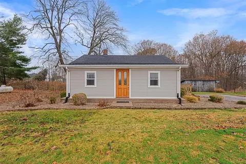 528 Johnson Loop Rd, Scottsville, KY 42164